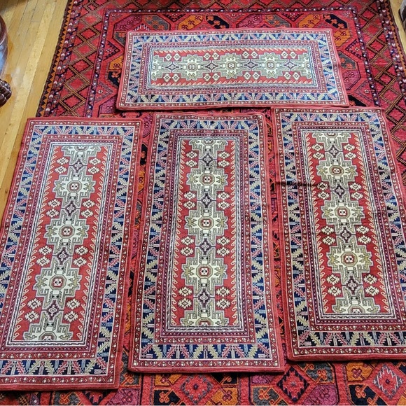 Vibrant Geometric Patterned Rug rectangle - Picture 11 of 16